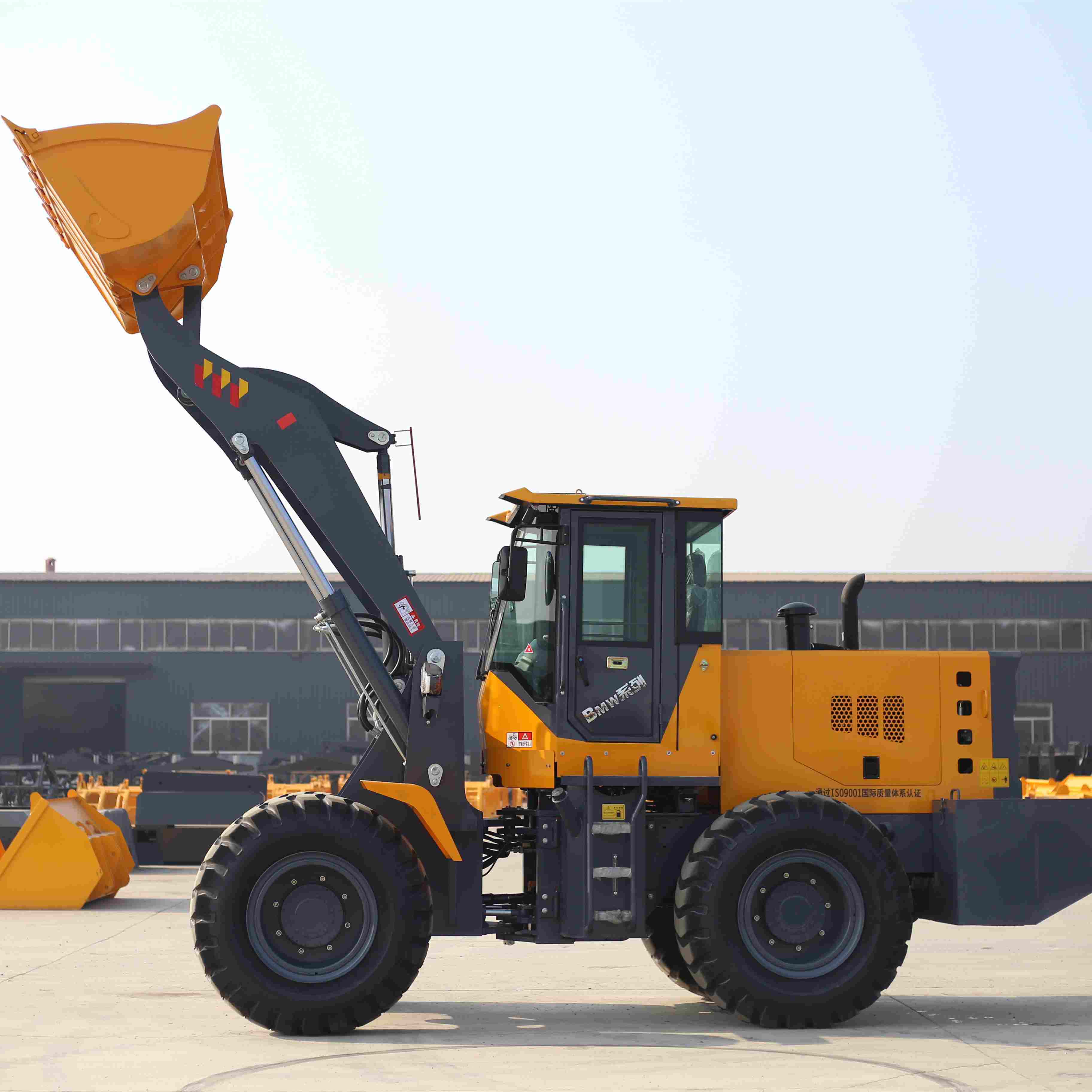 chargeuse sur pneus de 8 tonnes