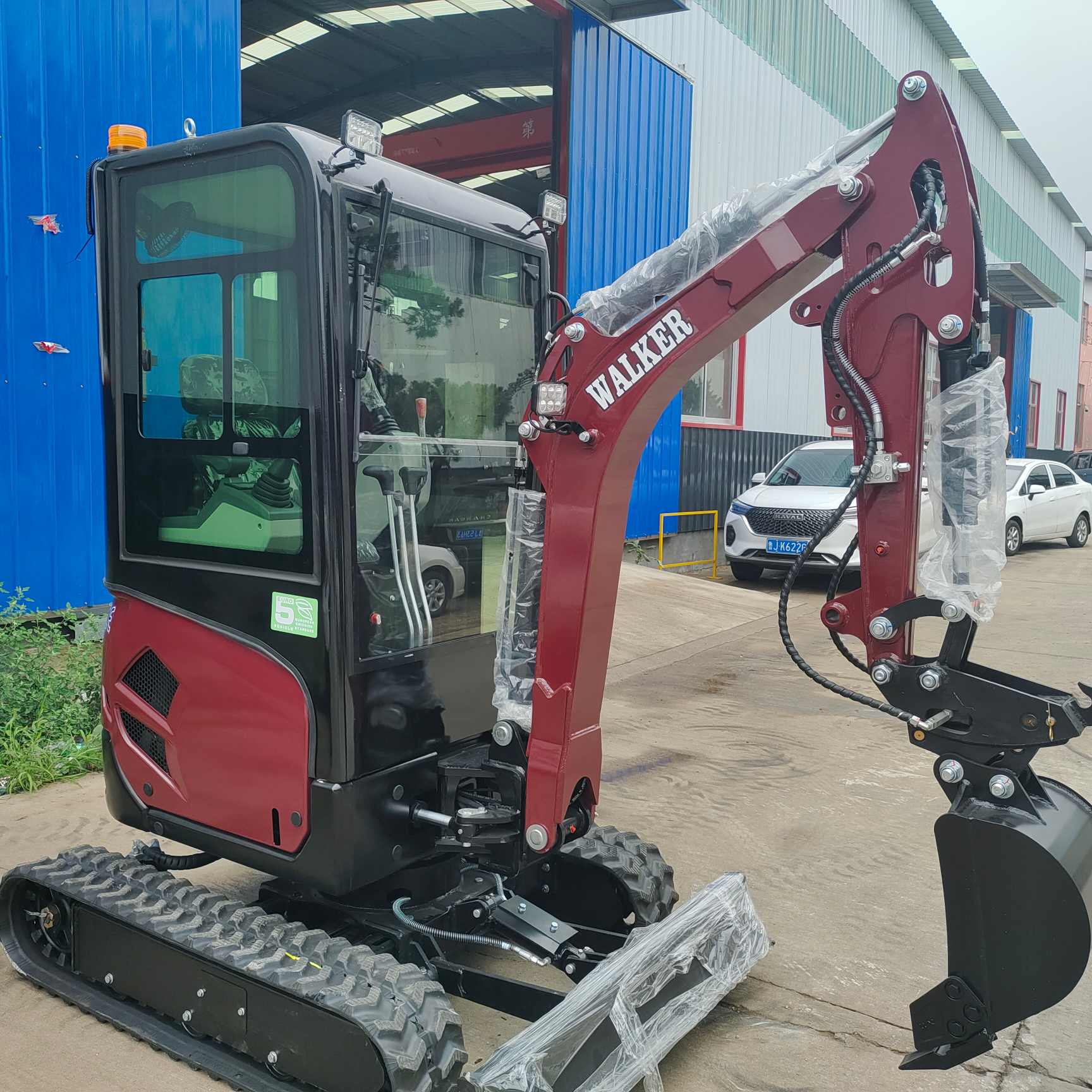 Mini-pelle de 1,8 tonne