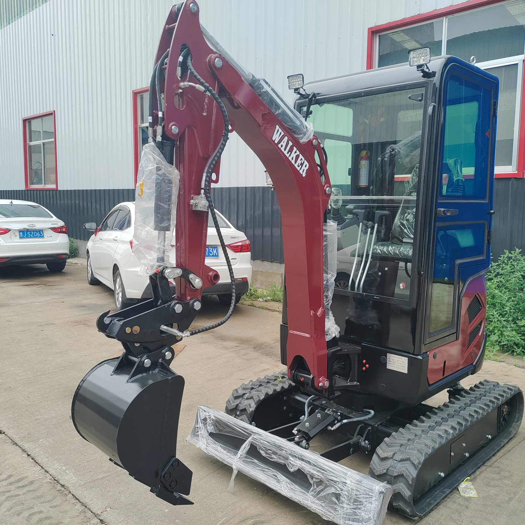 Mini-pelle de 1,8 tonne